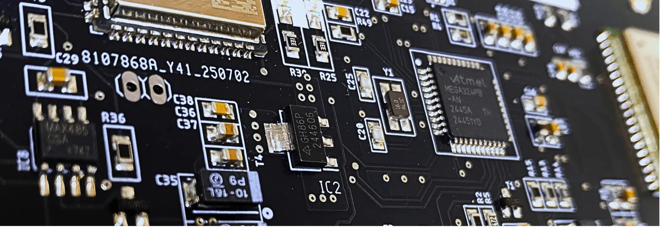 Portada de Diseño y Desarrollo Electrónico